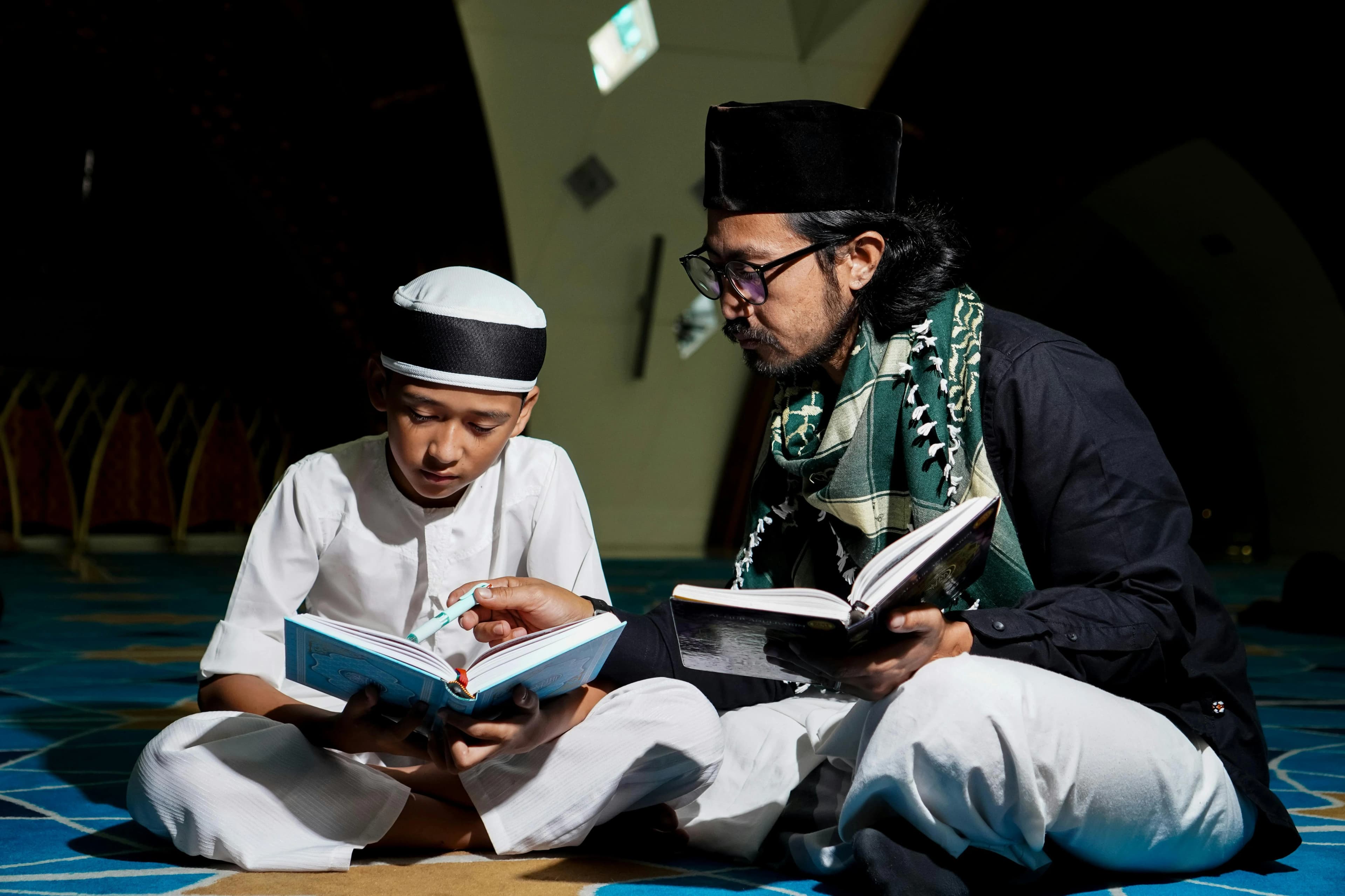 Kesempatan Beasiswa untuk Generasi Terbaik