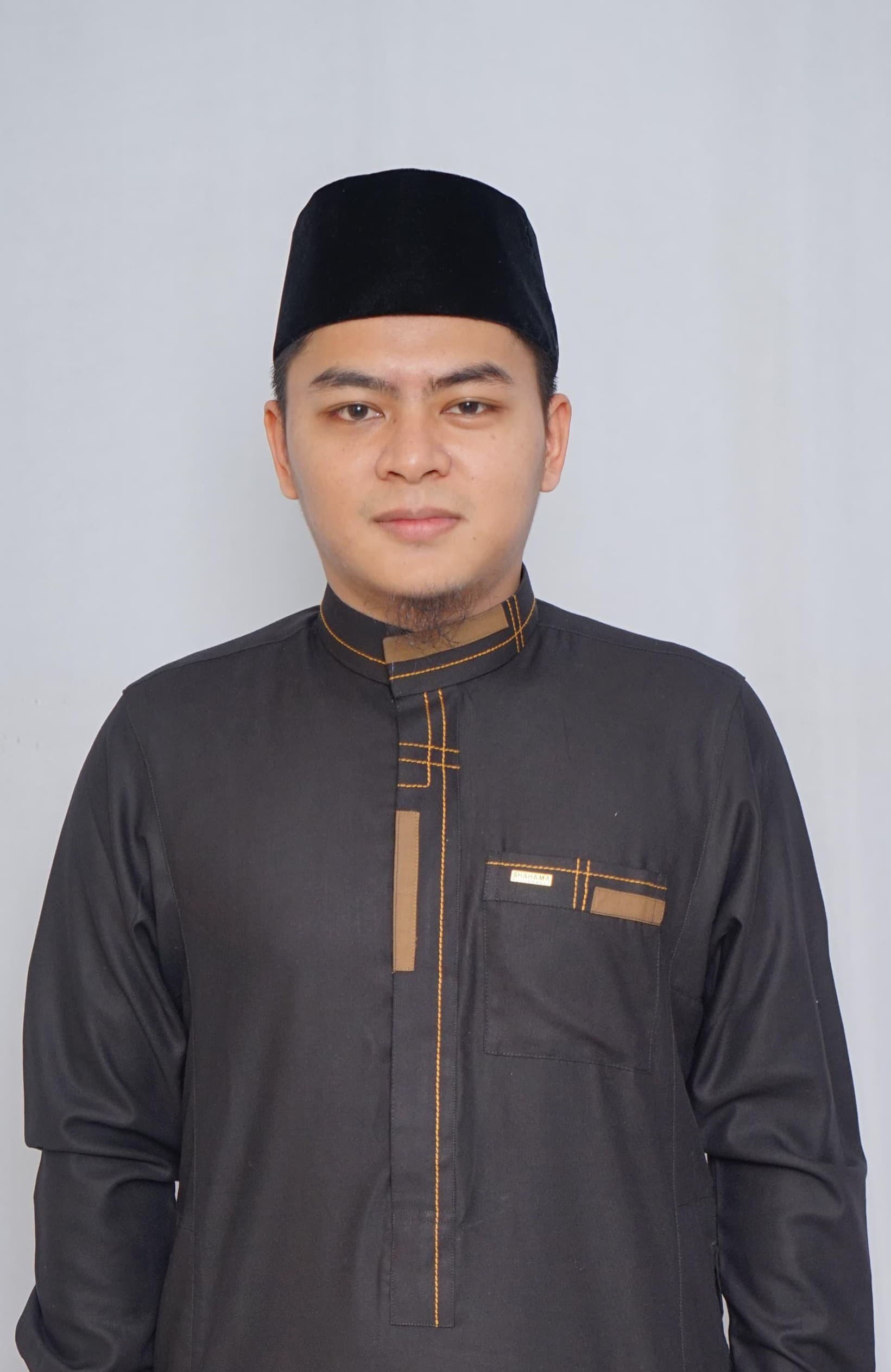 Ustadz Muhammad Vickry, B.A, M.A.